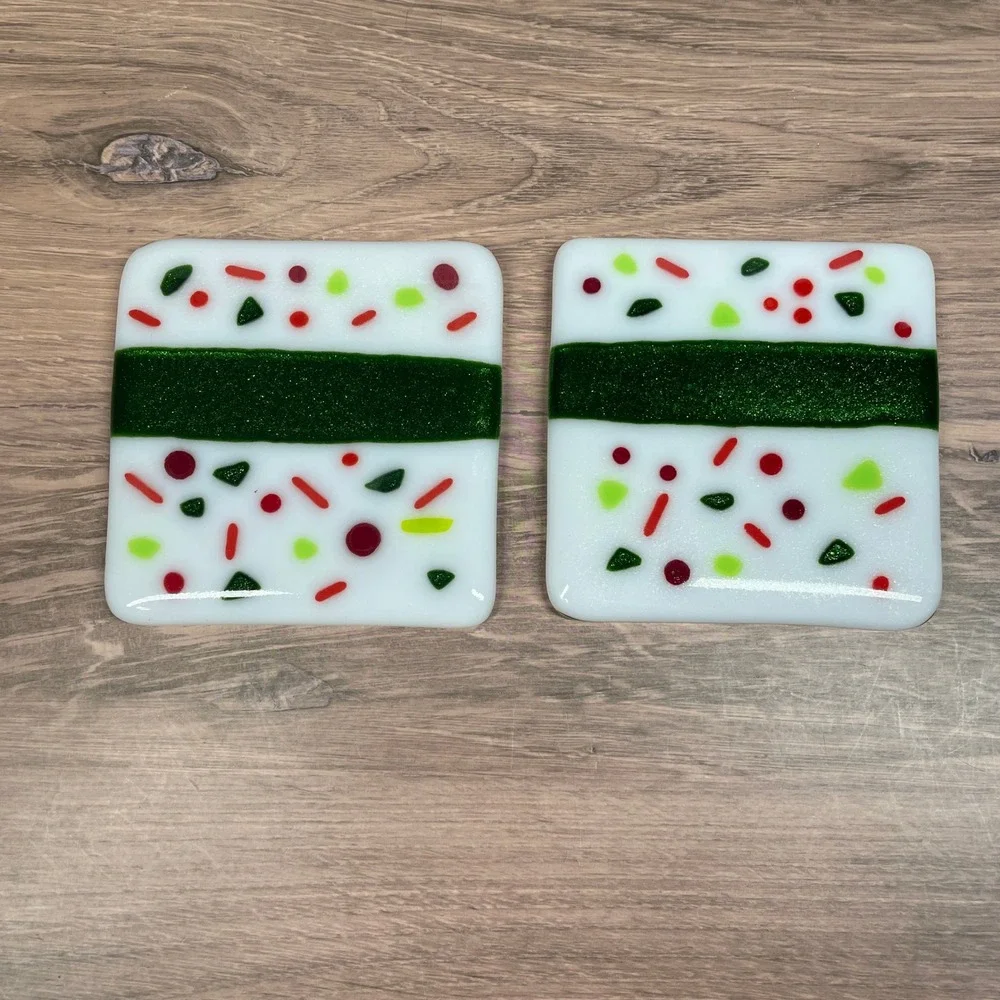 Fused Glass Red Green White Coasters Set of 2 Food Drink Bar Kitchen Decor